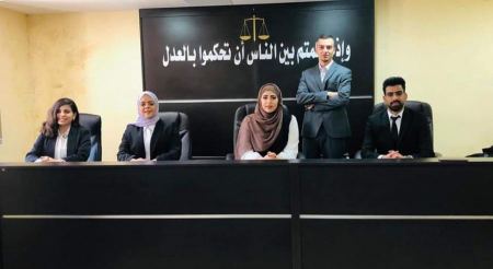 جامعة القدس تنظم مسابقة في المرافعات الجزائية لطلبة مساق المحكمة الصورية